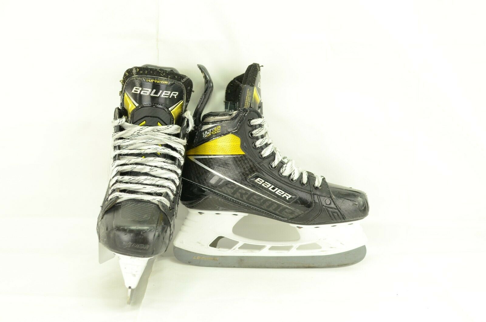 Bauer Supreme Ultrasonic Intermediate Hockey Skates 5.5 Fit 2 Regular 0813-3907